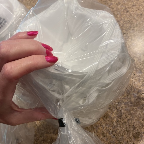 3 Packs Honeywell NIOSH N95 Disposable Respirator Not Surgical Masks DC300N95 - Picture 10 of 11